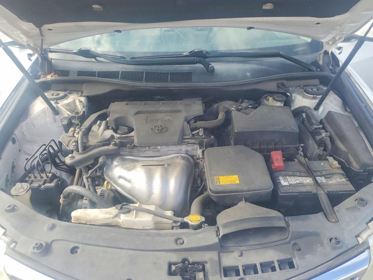 2014 TOYOTA CAMRY photo 11