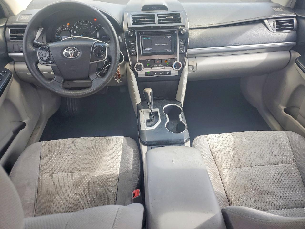 2014 TOYOTA CAMRY photo 8