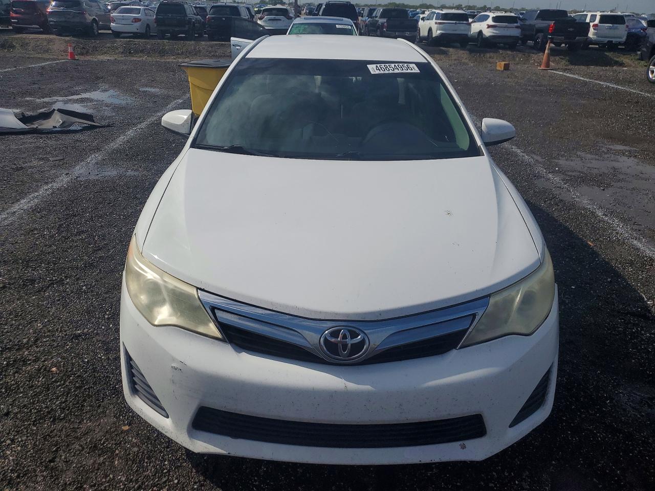 2014 TOYOTA CAMRY photo 5