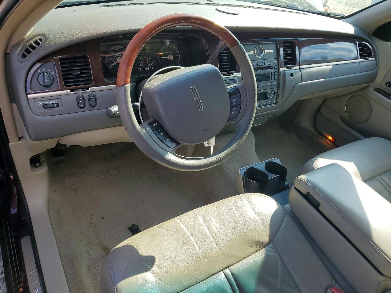 2007 LINCOLN TOWN CAR photo 15
