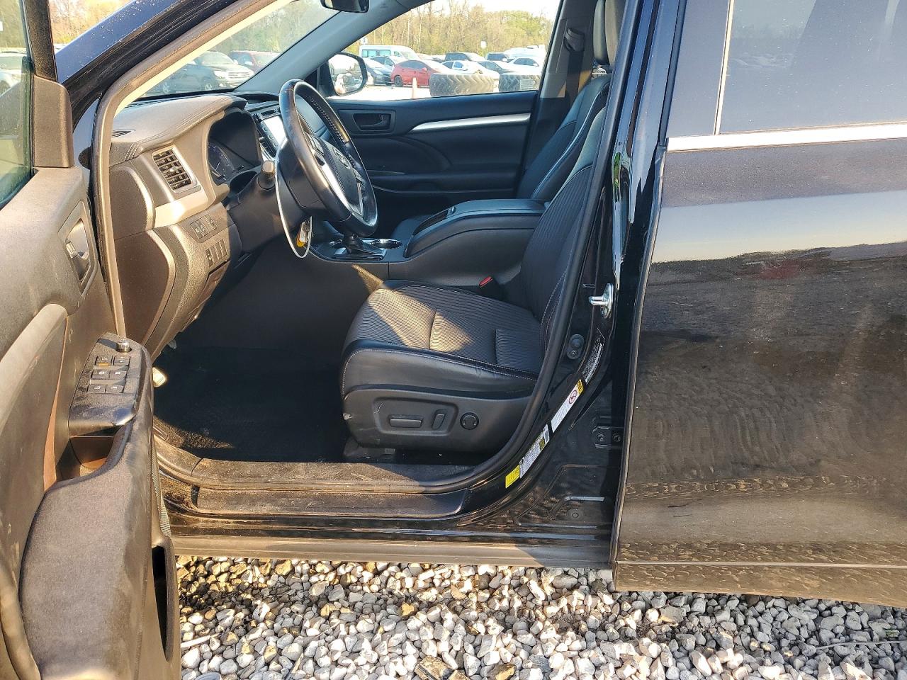 2018 TOYOTA HIGHLANDER LE PLUS photo 13