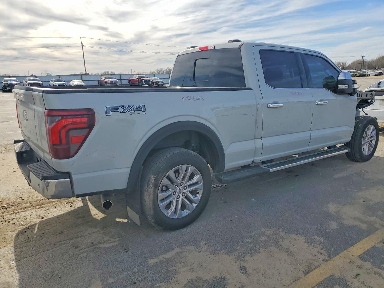 2024 FORD F150 LARIAT photo 3