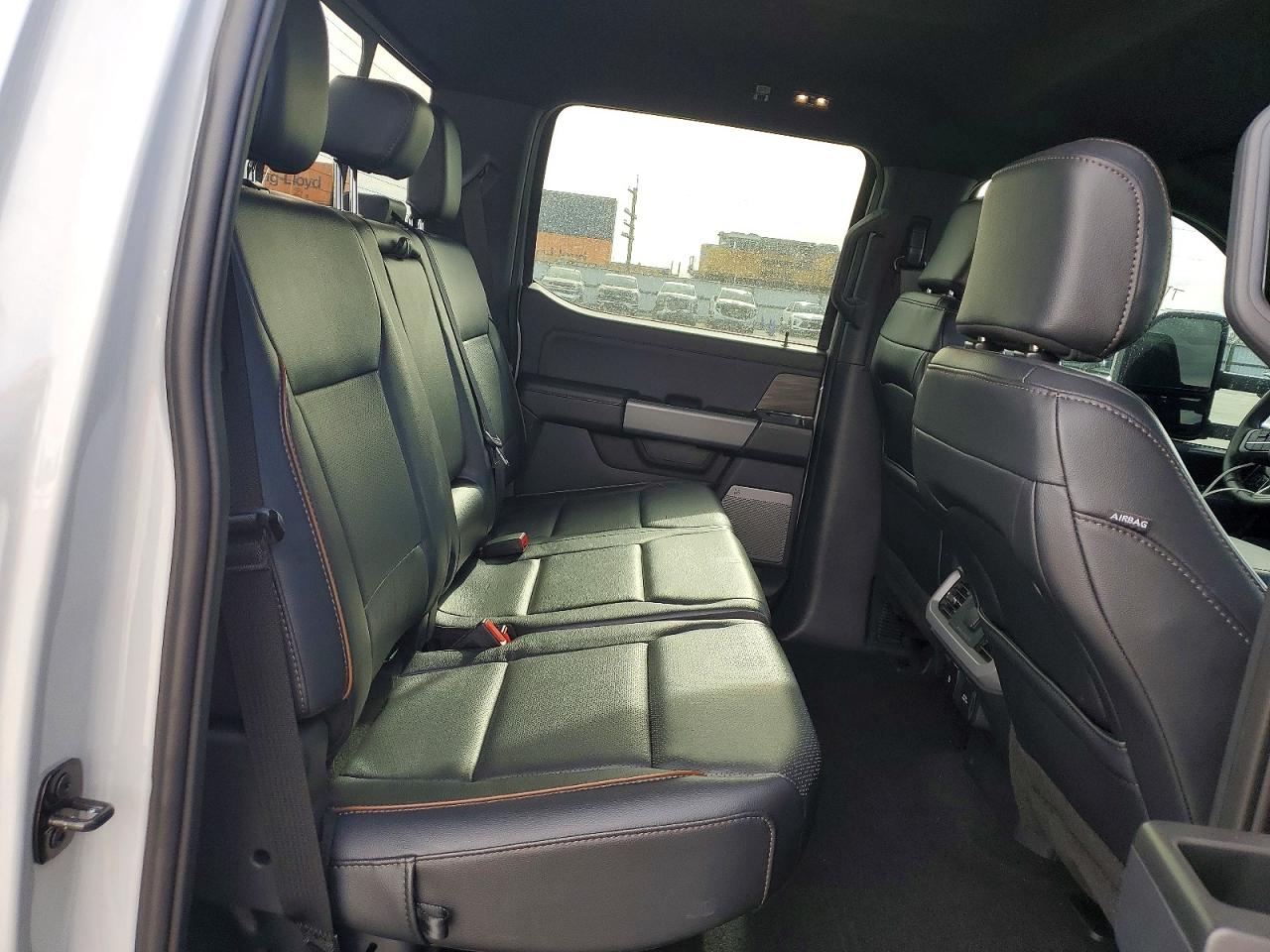2024 FORD F150 LARIAT photo 10