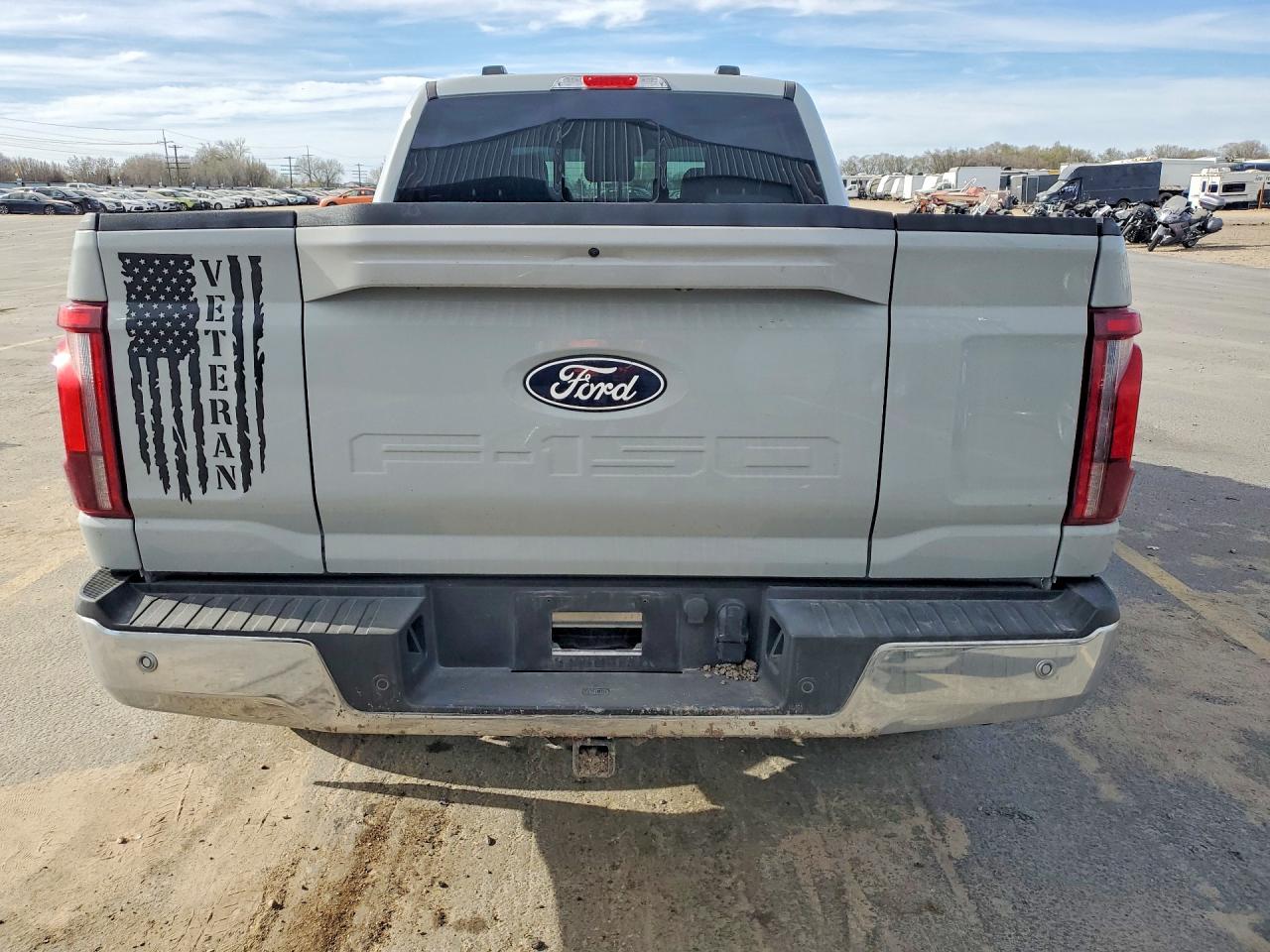 2024 FORD F150 LARIAT photo 6