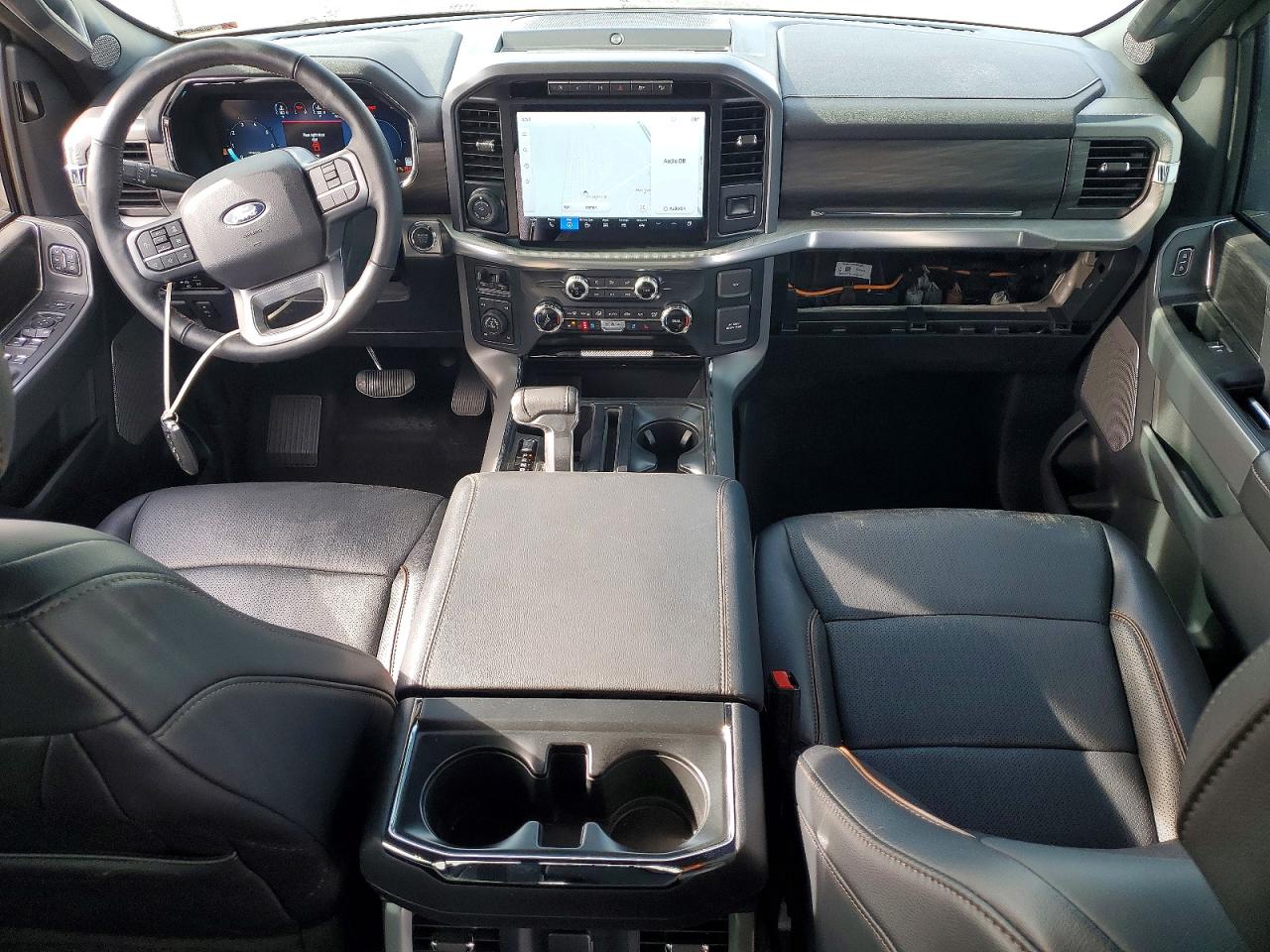 2024 FORD F150 LARIAT photo 8
