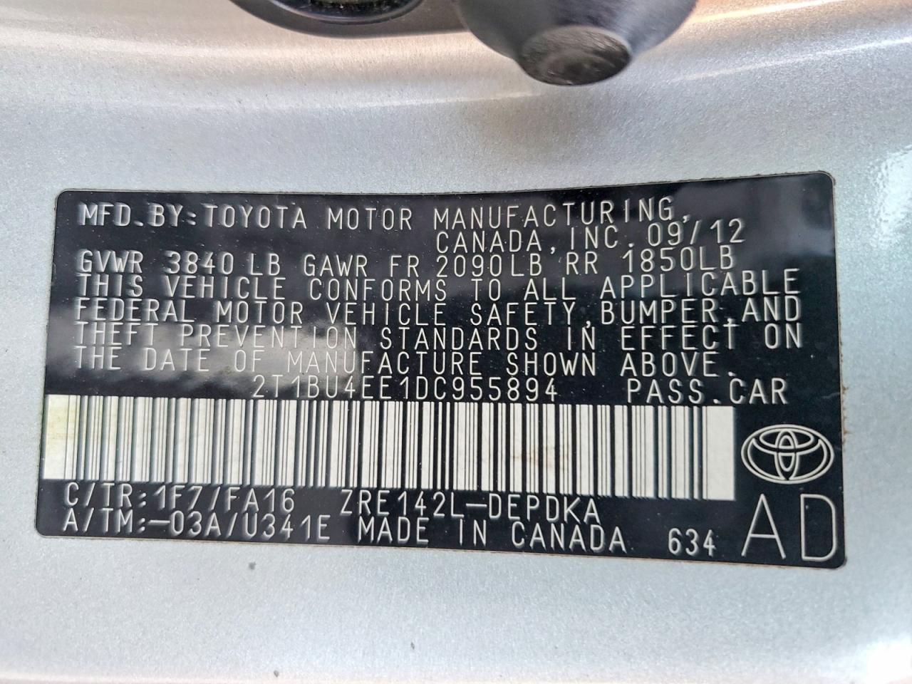 2013 TOYOTA COROLLA L photo 23
