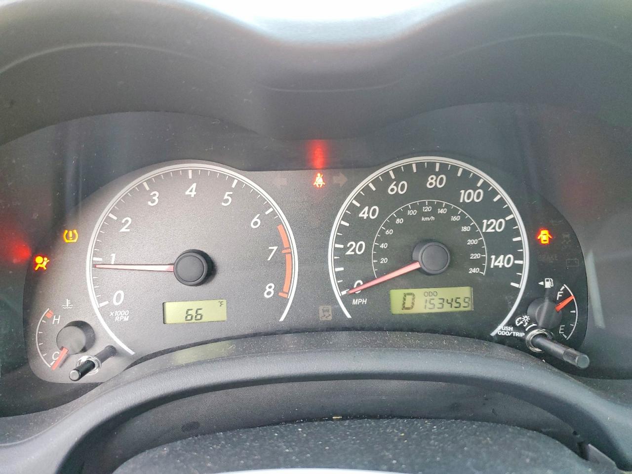 2013 TOYOTA COROLLA L photo 17