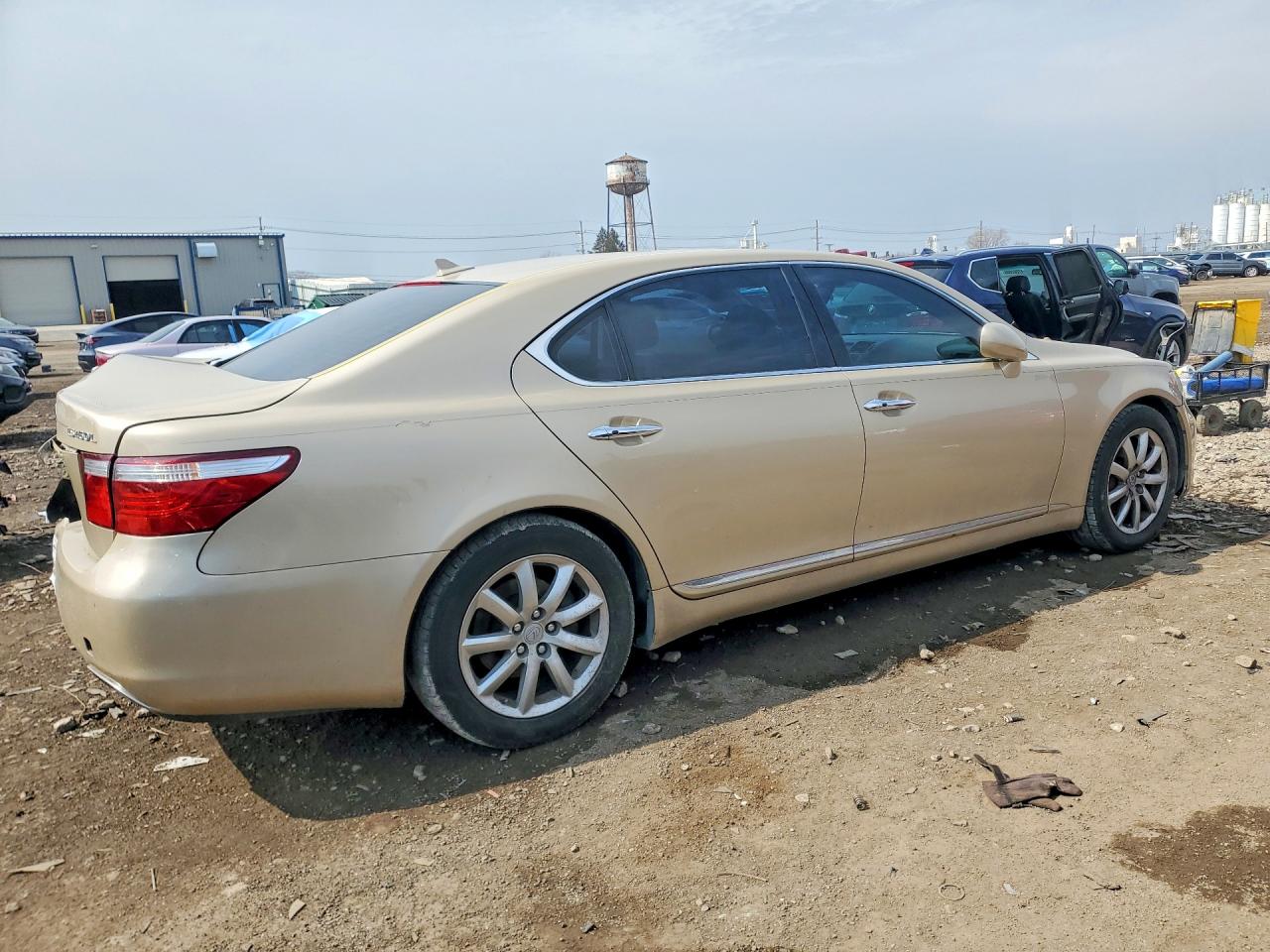 2007 LEXUS LS photo 5