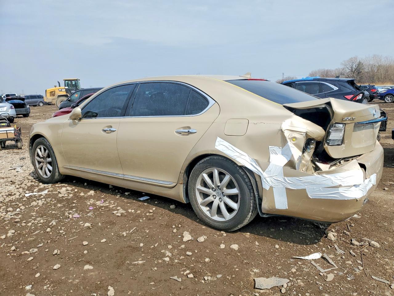2007 LEXUS LS photo 3