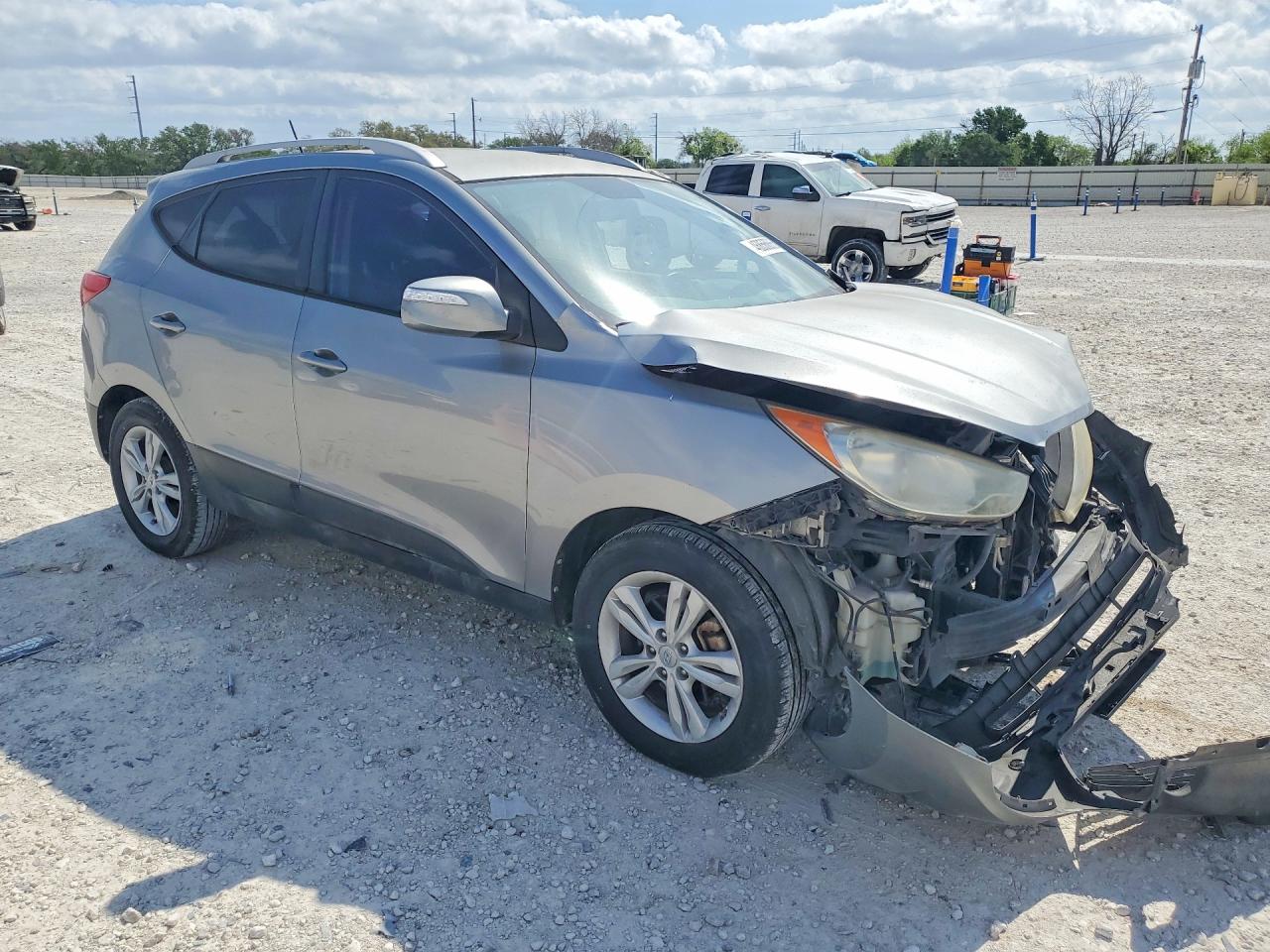 2013 HYUNDAI TUCSON GLS photo 4