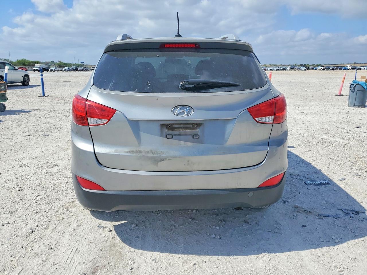2013 HYUNDAI TUCSON GLS photo 6