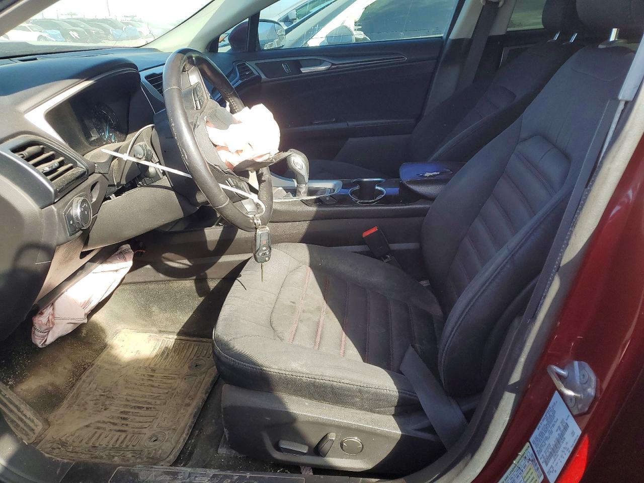 2016 FORD FUSION SE photo 13