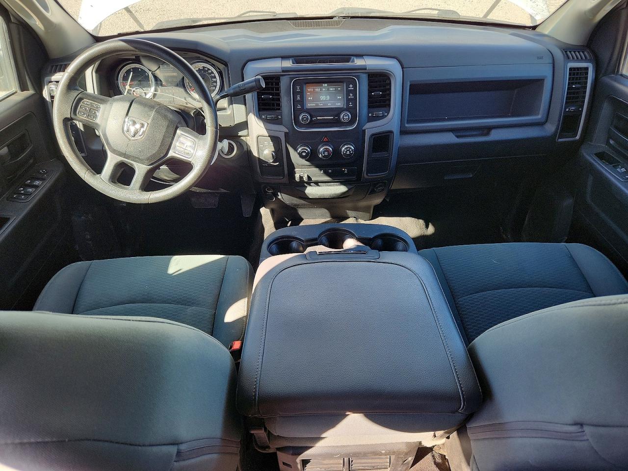 2018 RAM 2500 ST photo 15