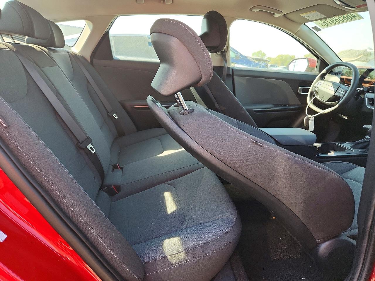 2025 KIA K4 LXS photo 19