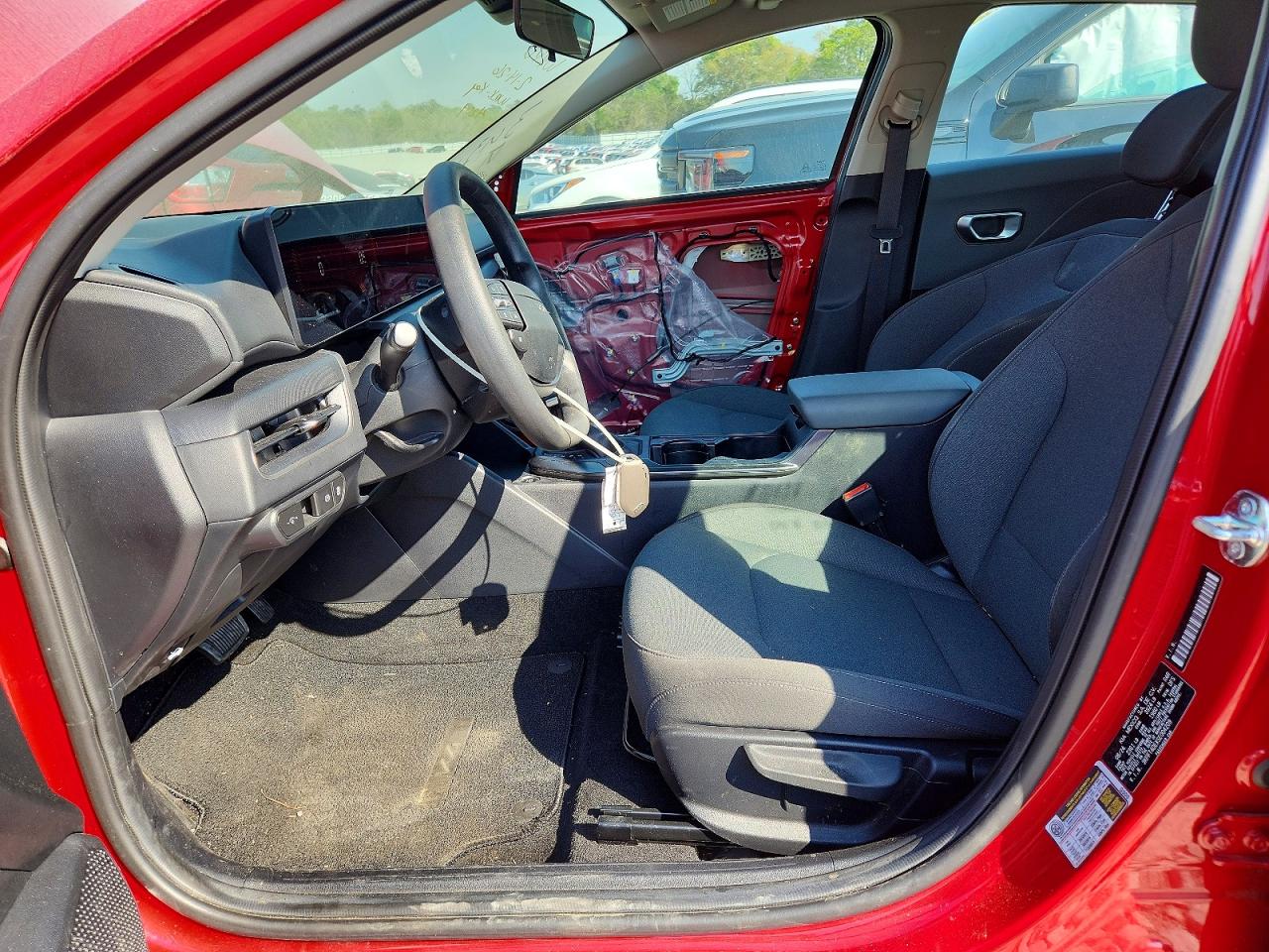2025 KIA K4 LXS photo 13