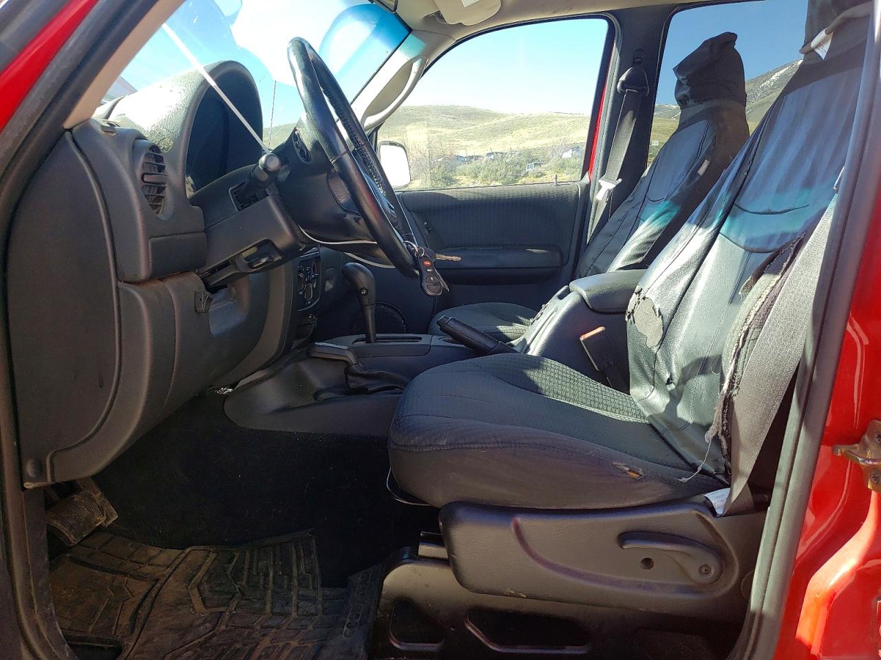 2002 JEEP LIBERTY SPORT photo 13