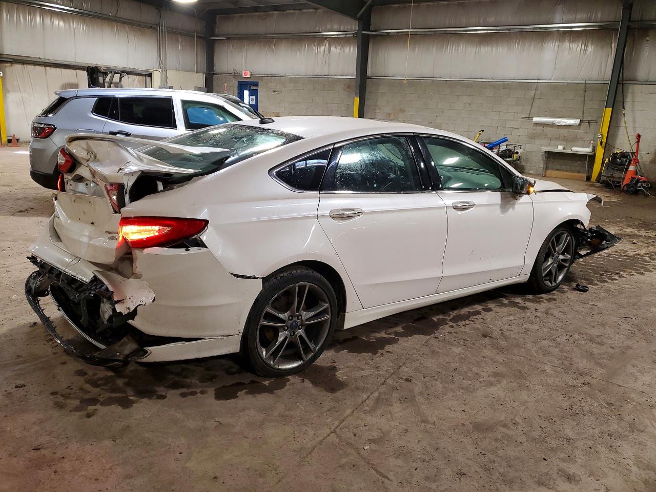 2014 FORD FUSION TITANIUM photo 5