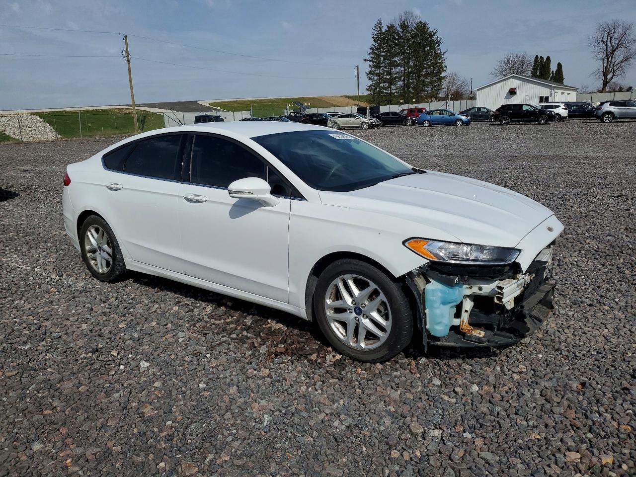 2016 FORD FUSION SE photo 4