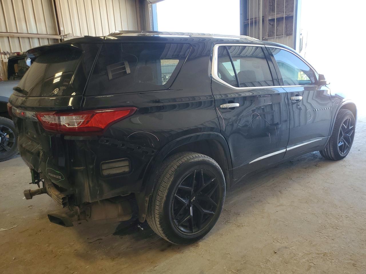 2019 CHEVROLET TRAVERSE PREMIER photo 5