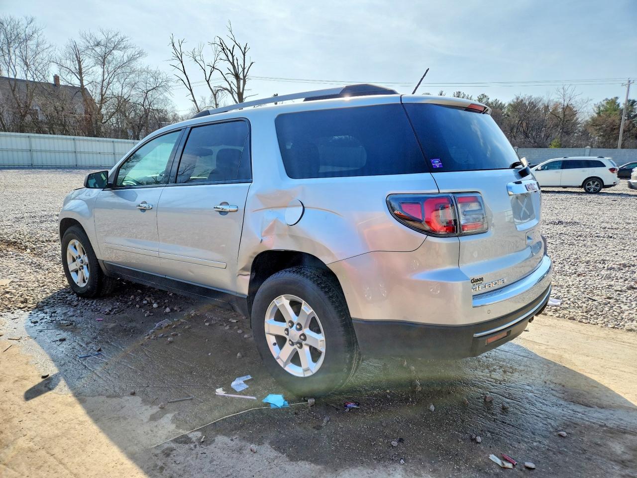 2014 GMC ACADIA SLE photo 3