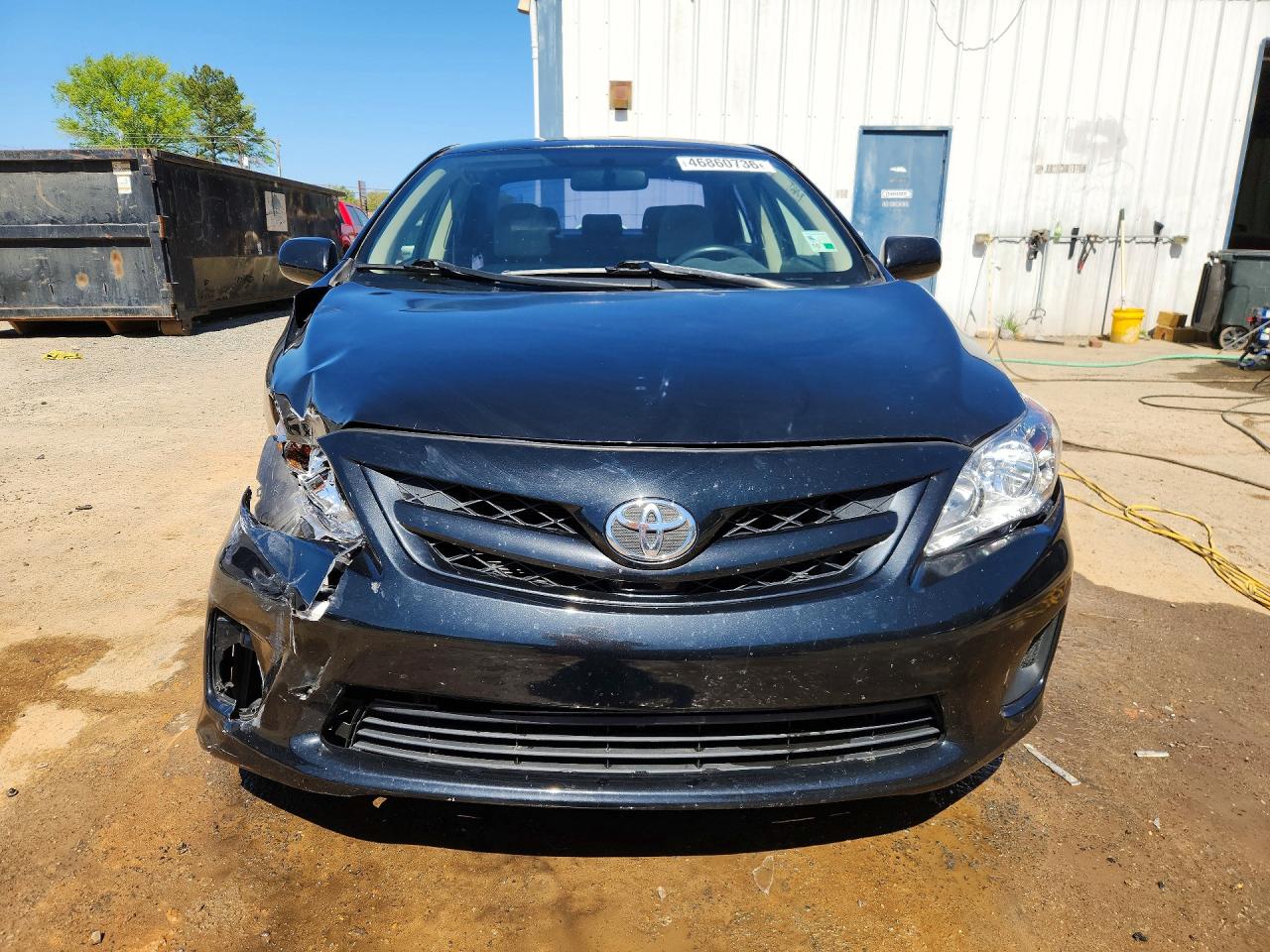 2011 TOYOTA COROLLA LE photo 5