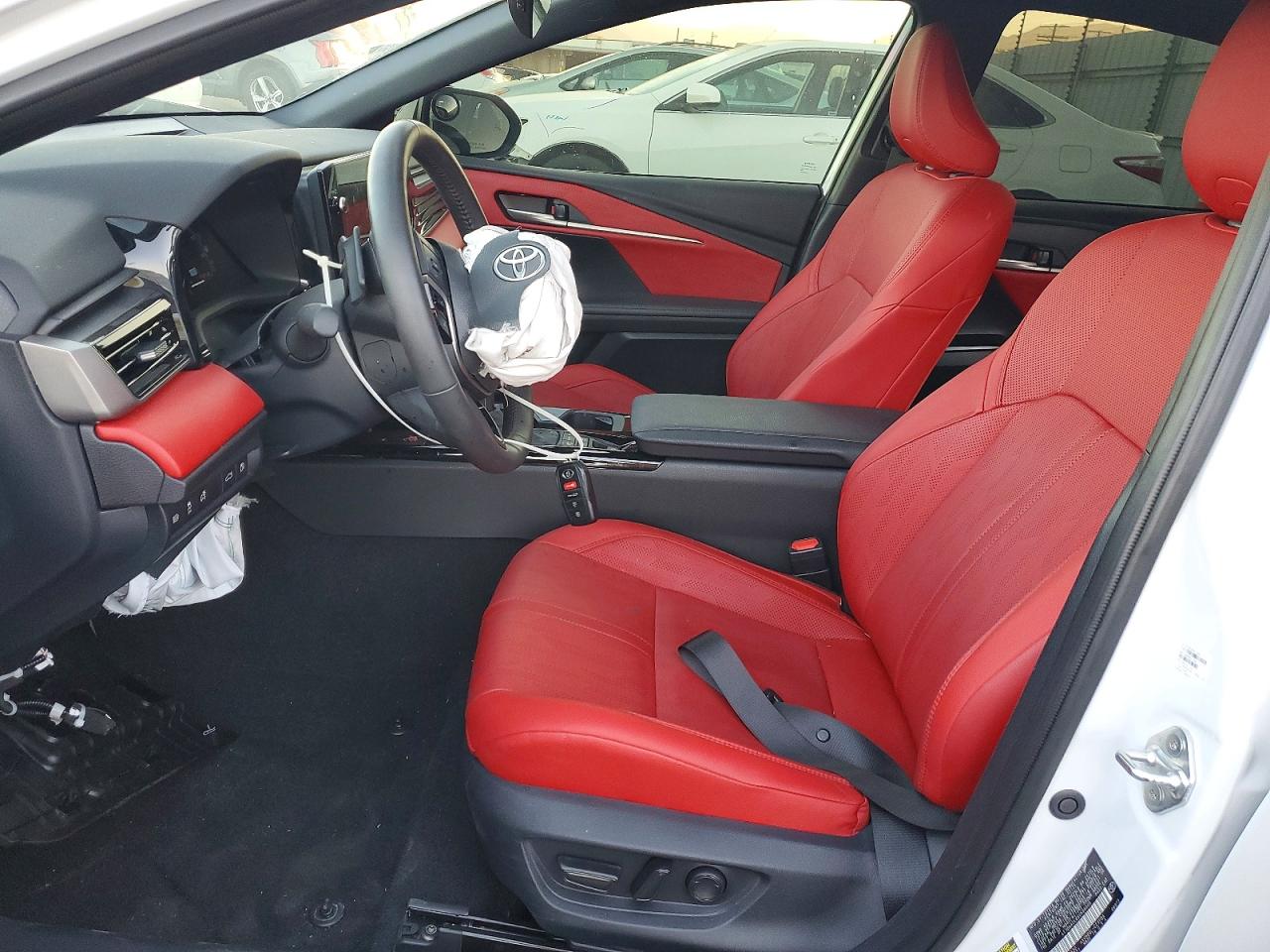 2025 TOYOTA CAMRY XSE photo 7