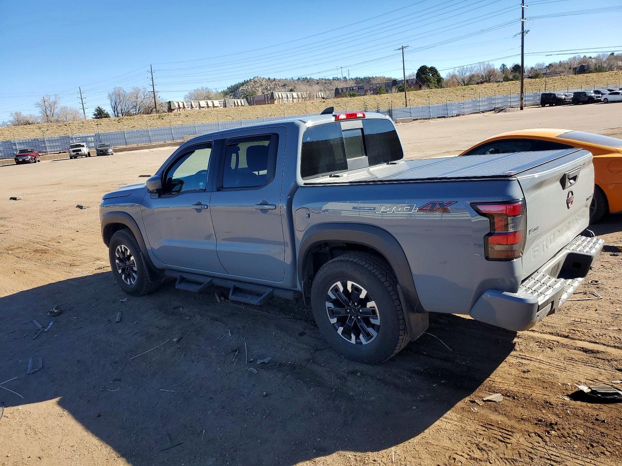 2024 NISSAN FRONTIER PRO-4X photo 3