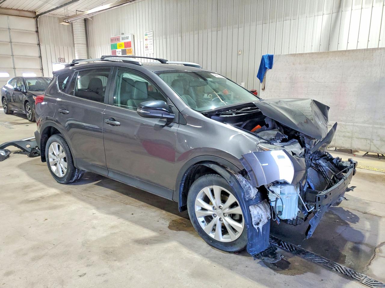 2015 TOYOTA RAV4 LIMITED photo 4