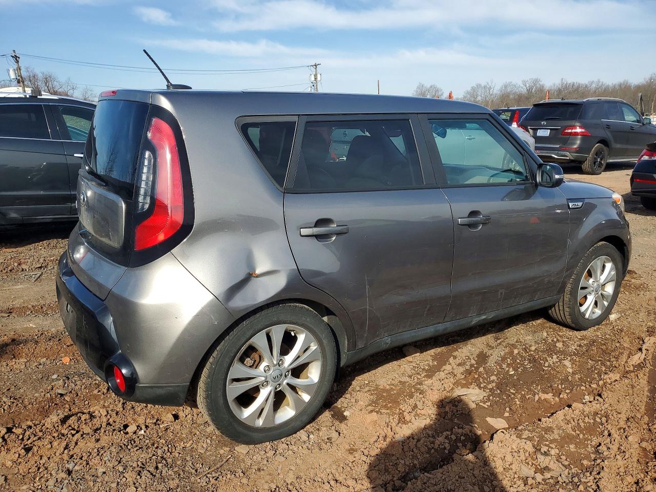 2016 KIA SOUL + photo 5