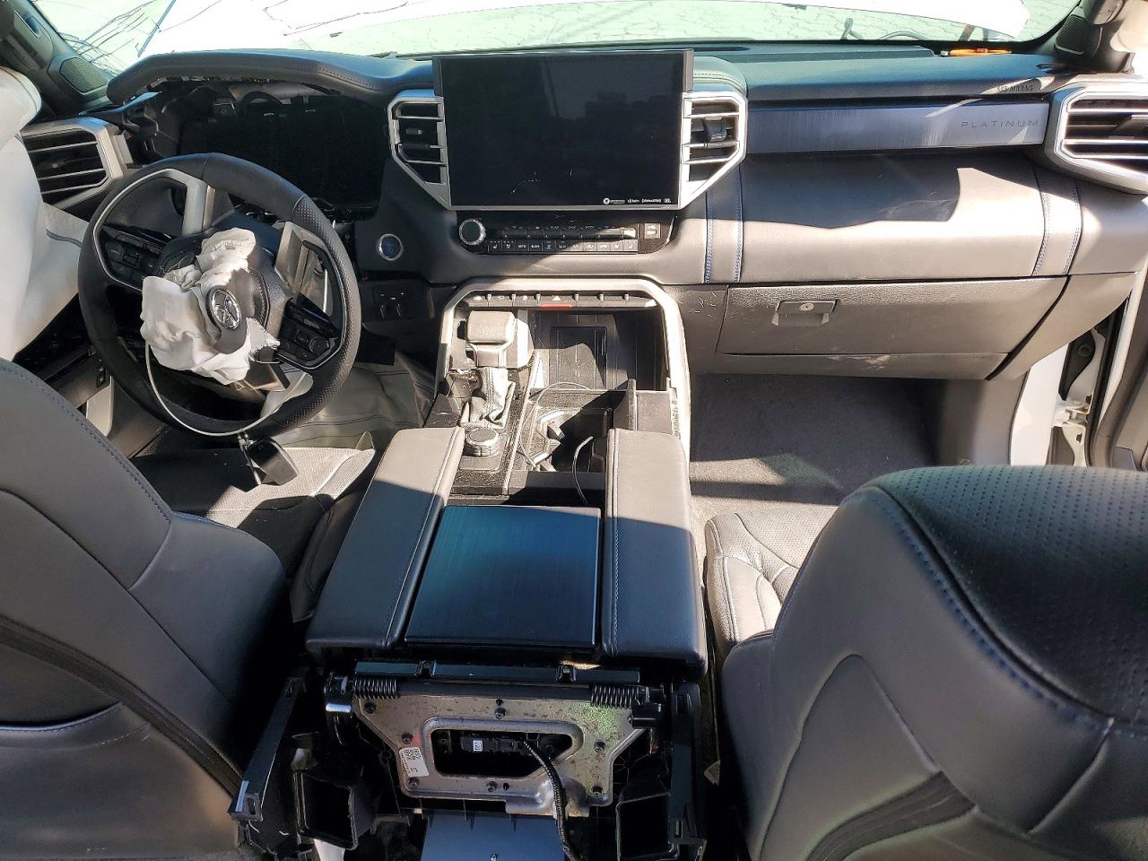 2024 TOYOTA SEQUOIA PLATINUM photo 22