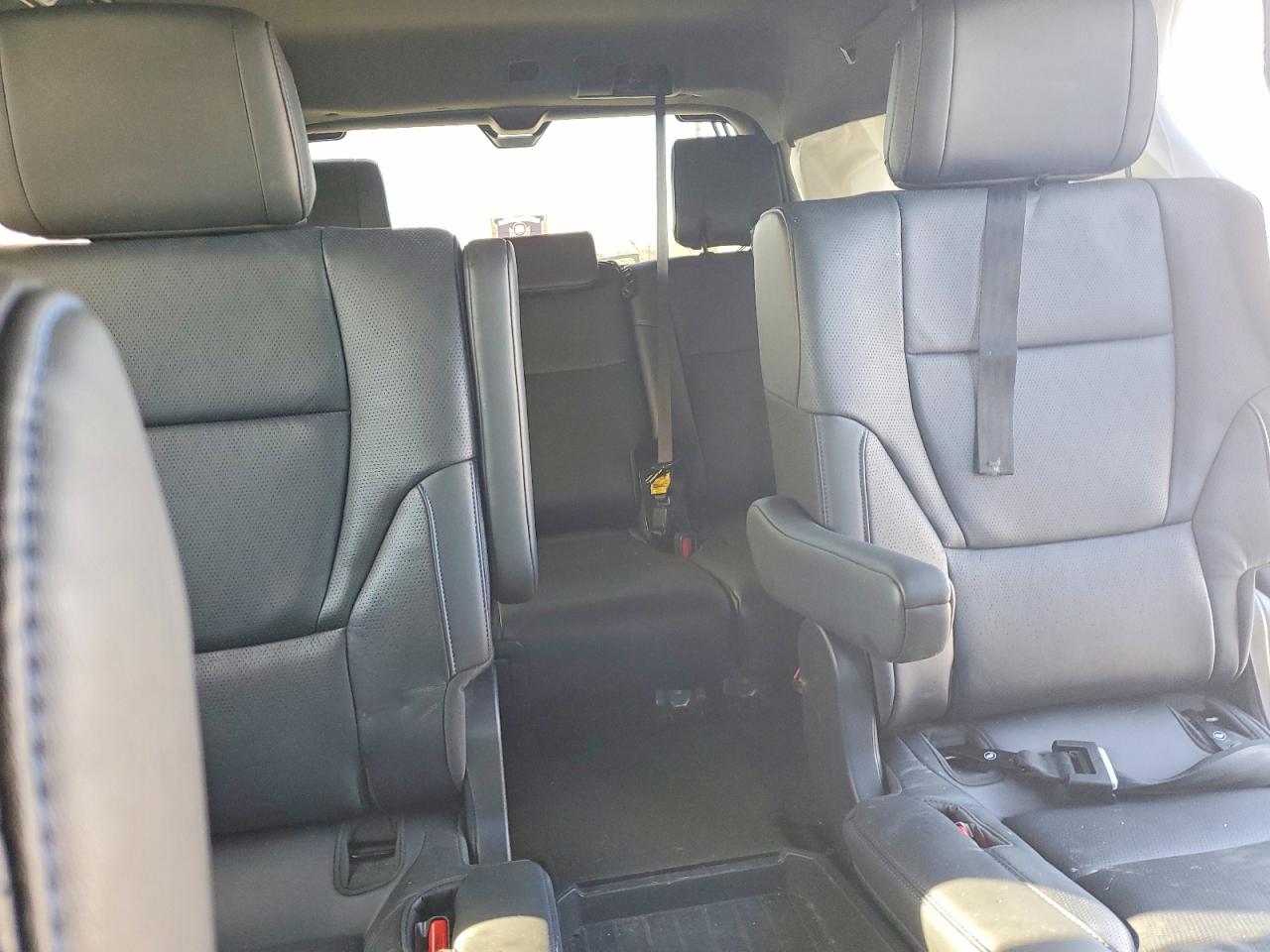 2024 TOYOTA SEQUOIA PLATINUM photo 28