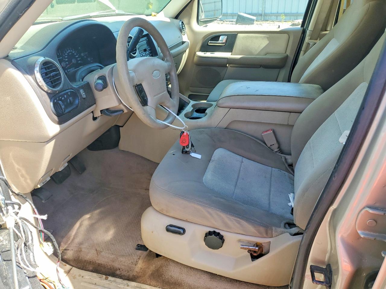 2004 FORD EXPEDITION XLT photo 7