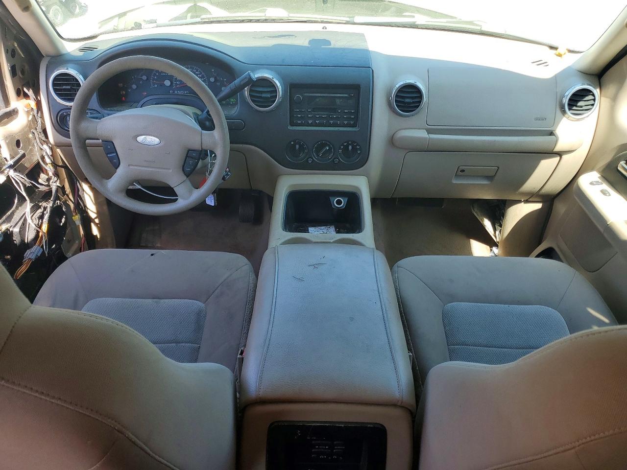 2004 FORD EXPEDITION XLT photo 8