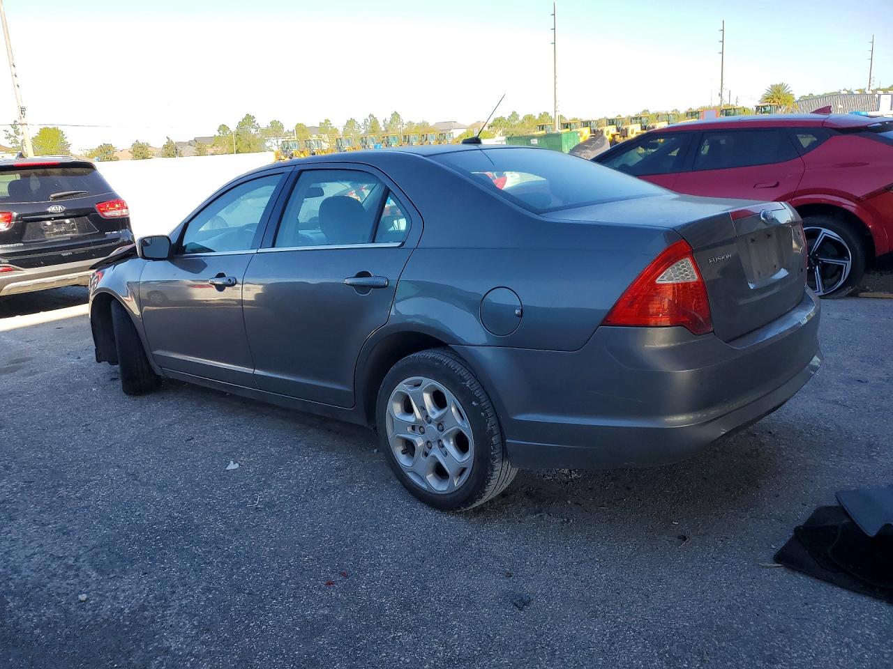 2011 FORD FUSION SE photo 3