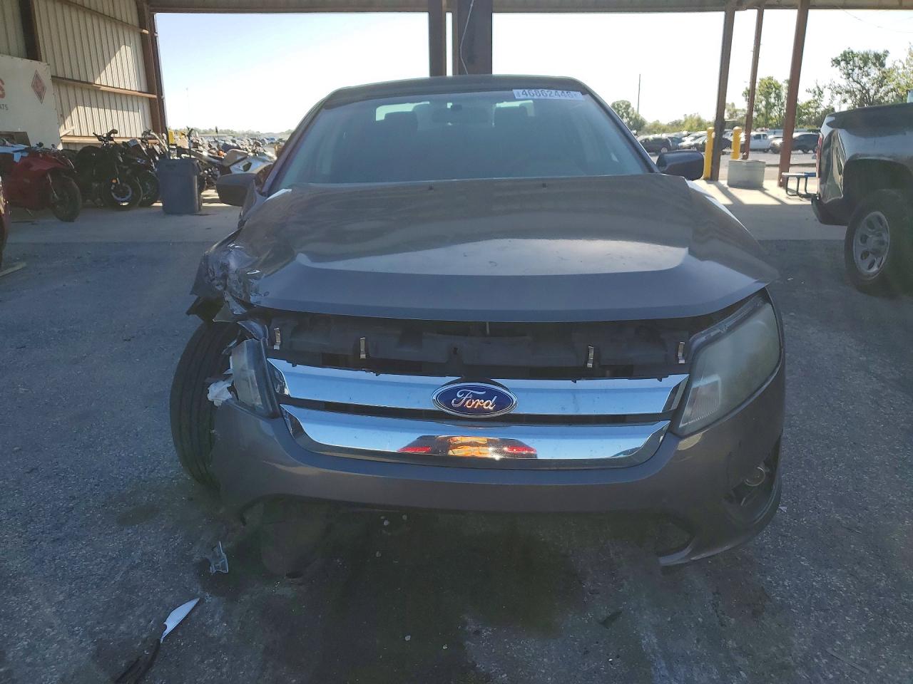 2011 FORD FUSION SE photo 9