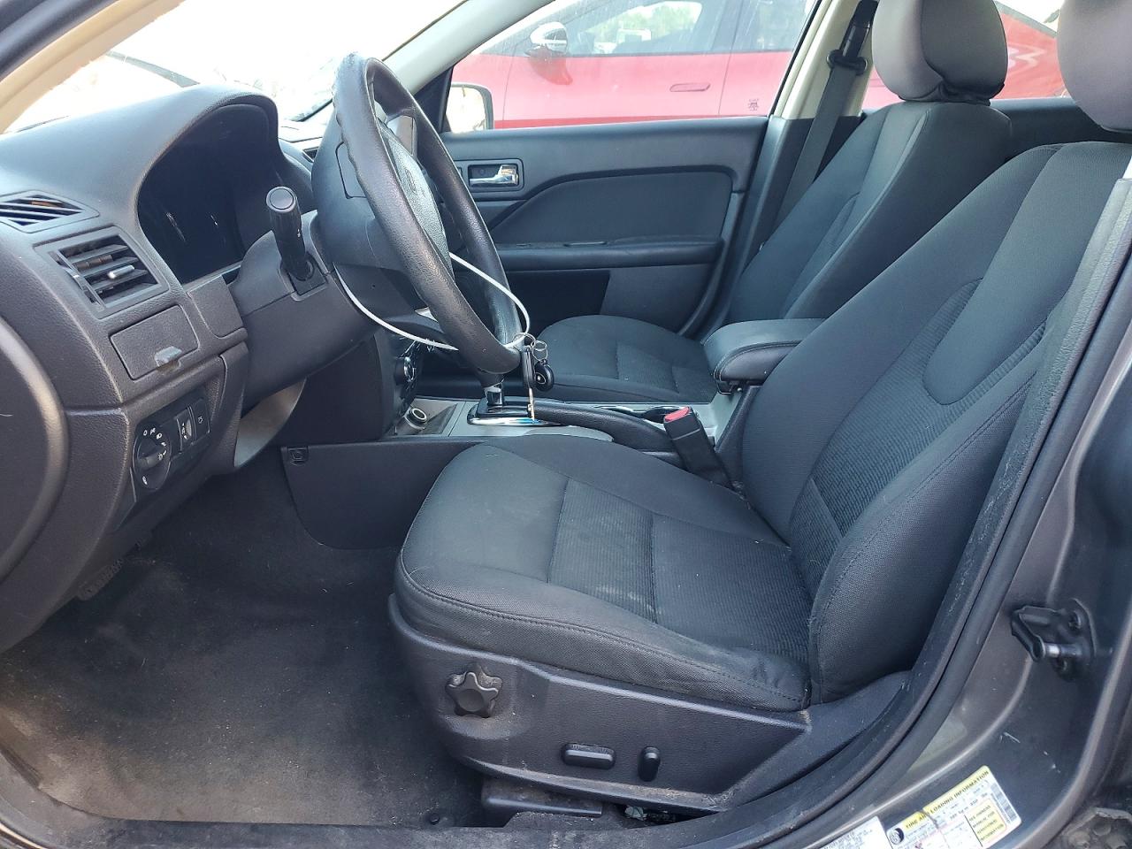 2011 FORD FUSION SE photo 13