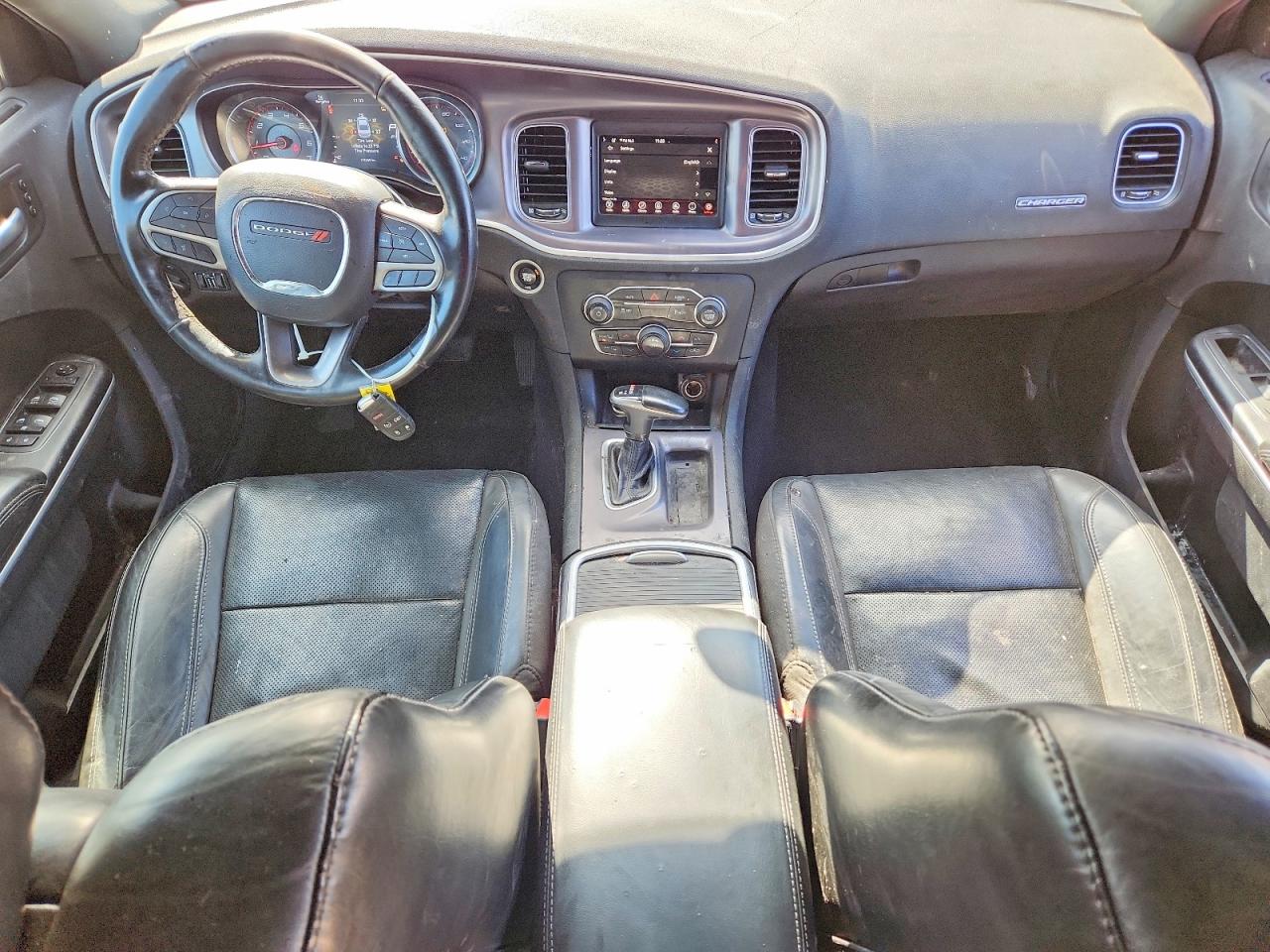 2020 DODGE CHARGER SXT photo 15