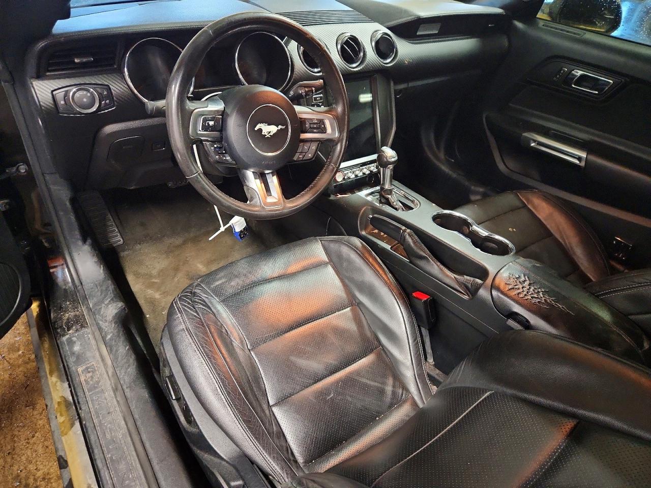 2015 FORD MUSTANG photo 8