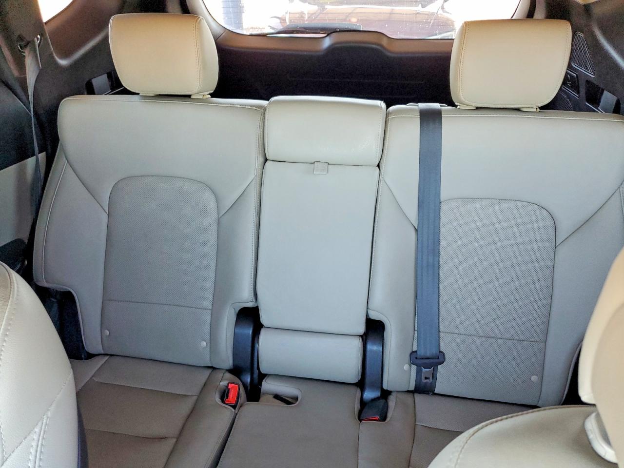 2017 HYUNDAI SANTA FE SPORT 2.4L photo 10