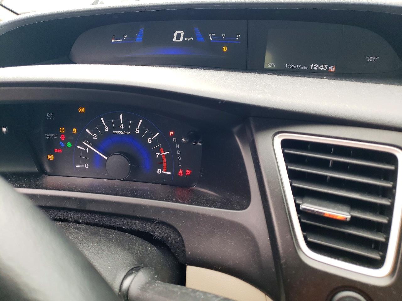 2015 HONDA CIVIC LX photo 9