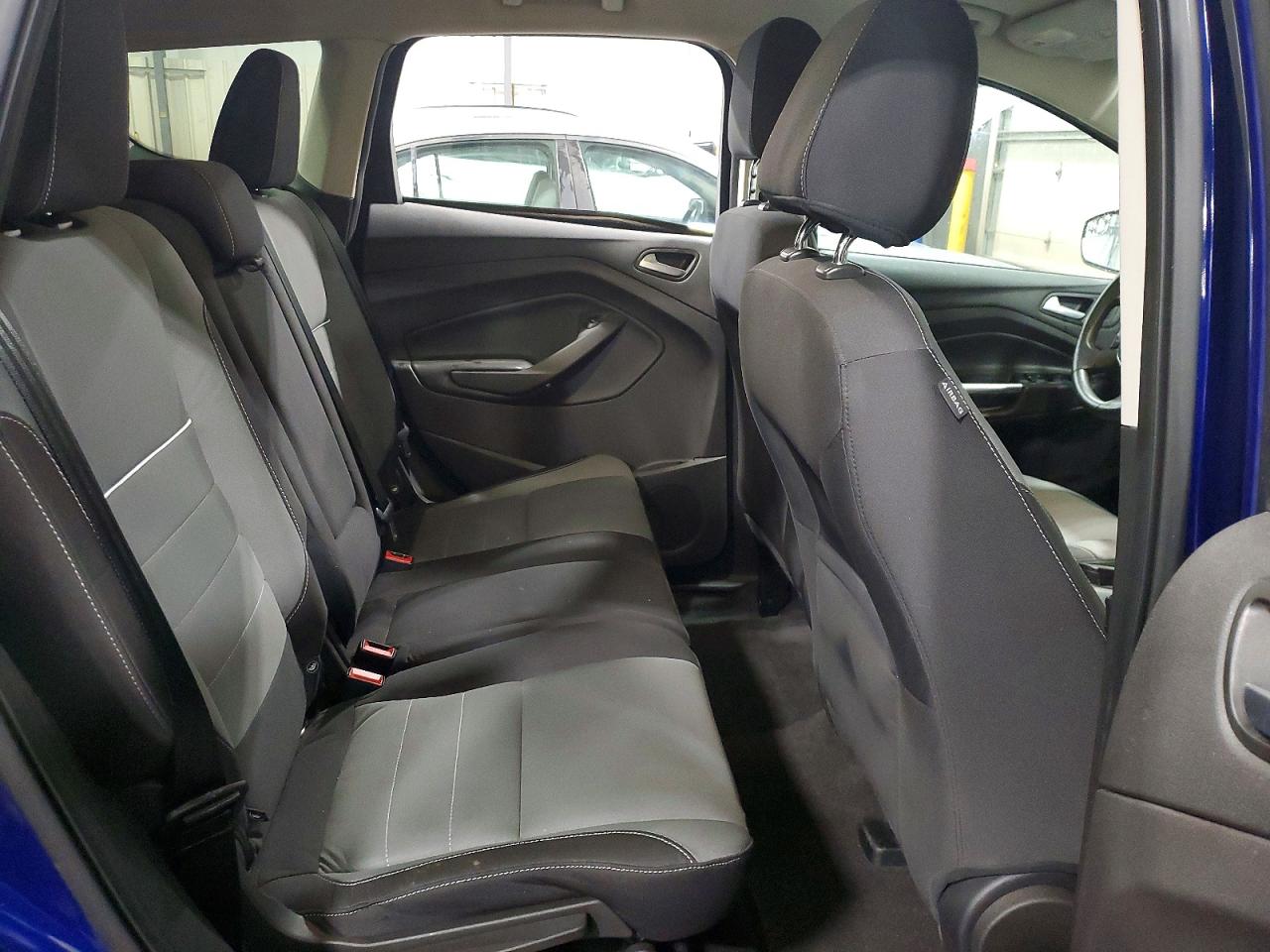 2015 FORD ESCAPE SE photo 10