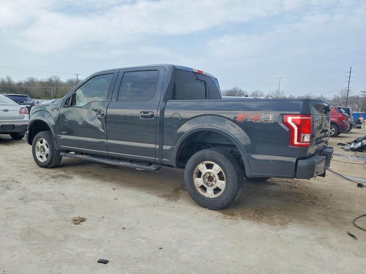 2017 FORD F150 SUPERCREW photo 3