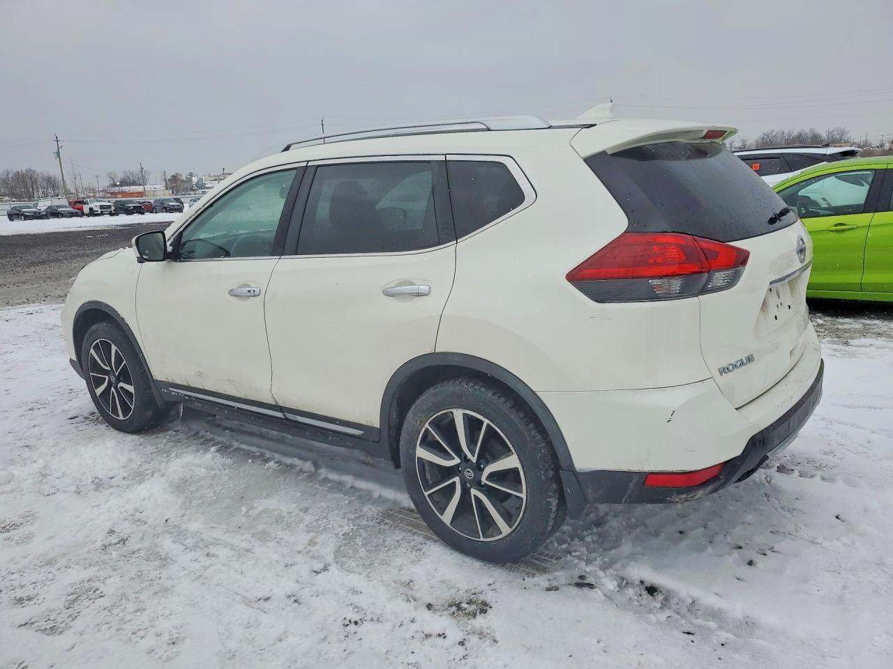 2018 NISSAN ROGUE S photo 4
