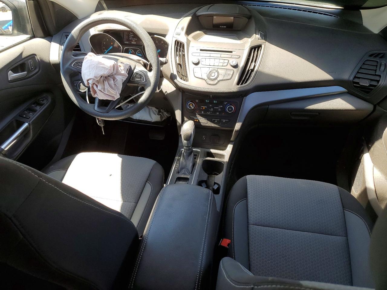 2018 FORD ESCAPE SE photo 8