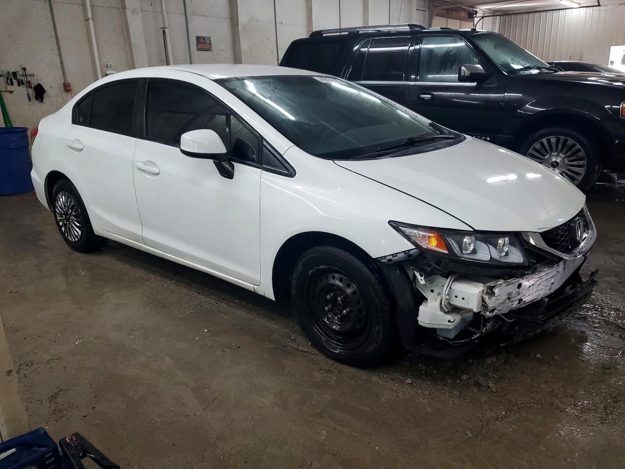 2013 HONDA CIVIC LX photo 4