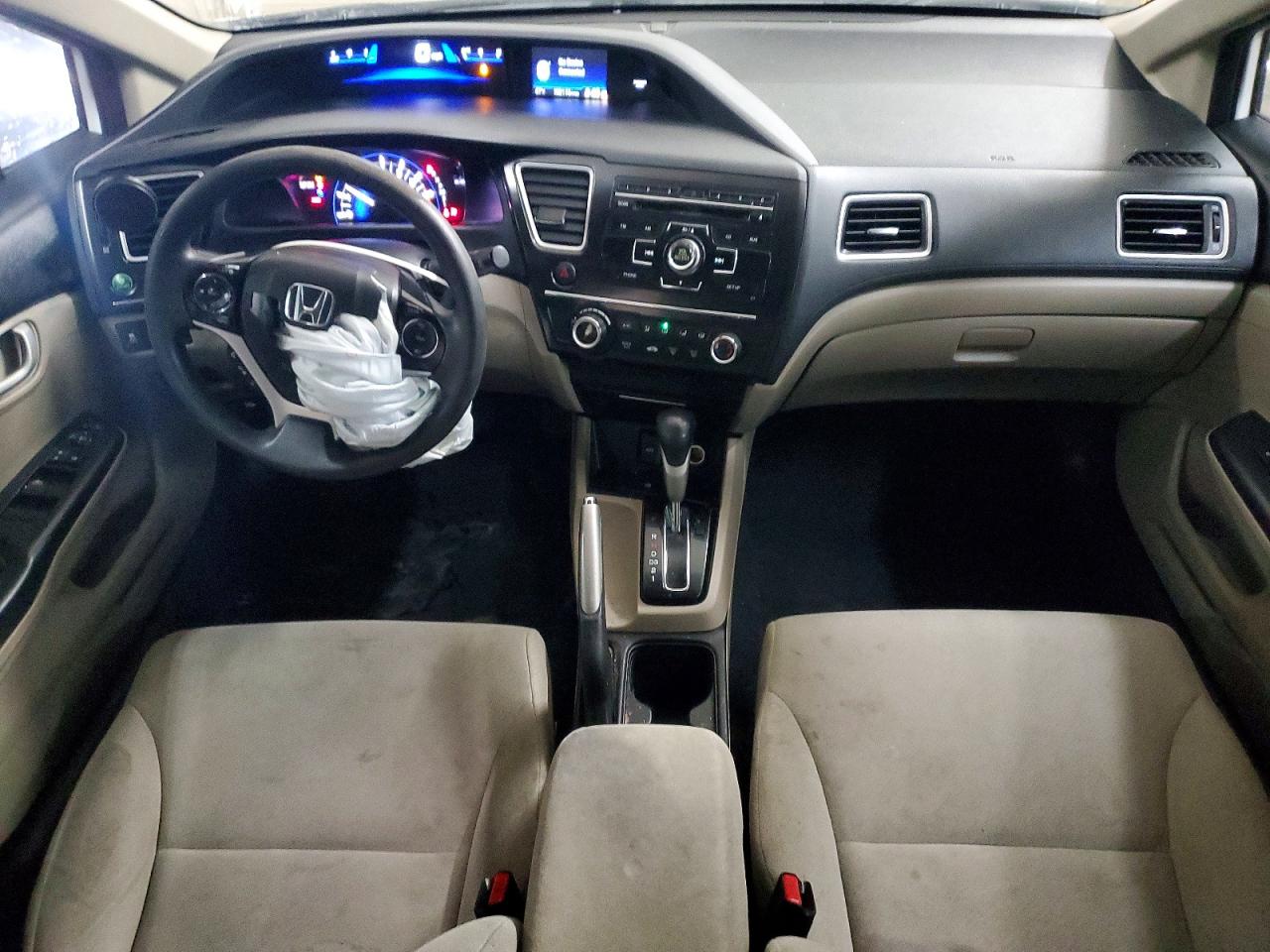 2013 HONDA CIVIC LX photo 8