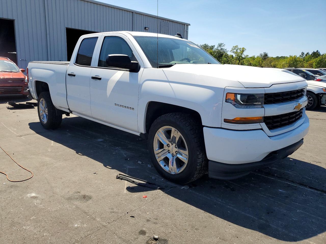 2017 CHEVROLET SILVERADO C1500 CUSTOM photo 10