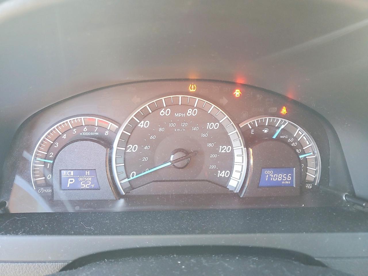 2013 TOYOTA CAMRY SE photo 9