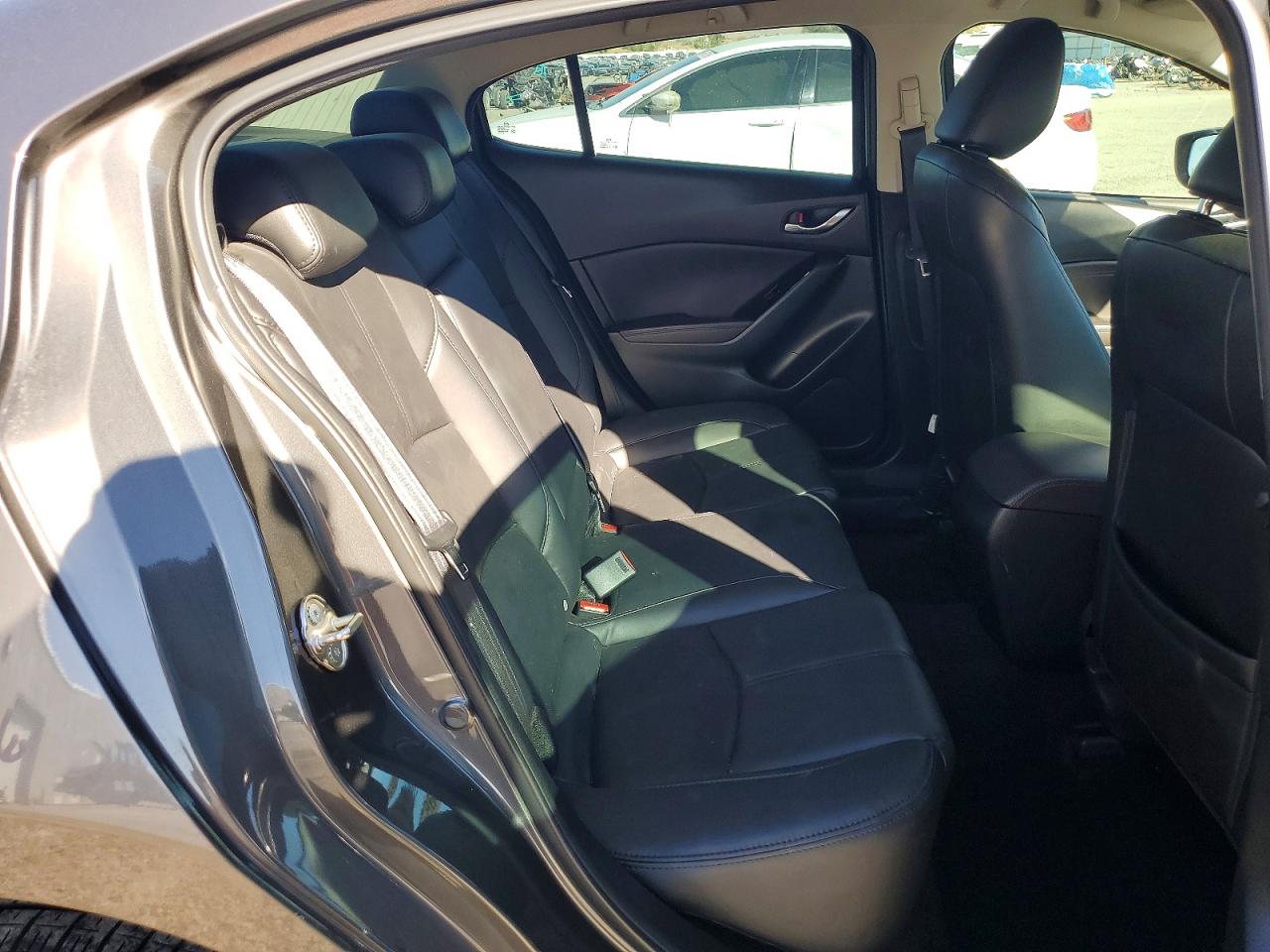 2018 MAZDA 3 TOURING photo 28