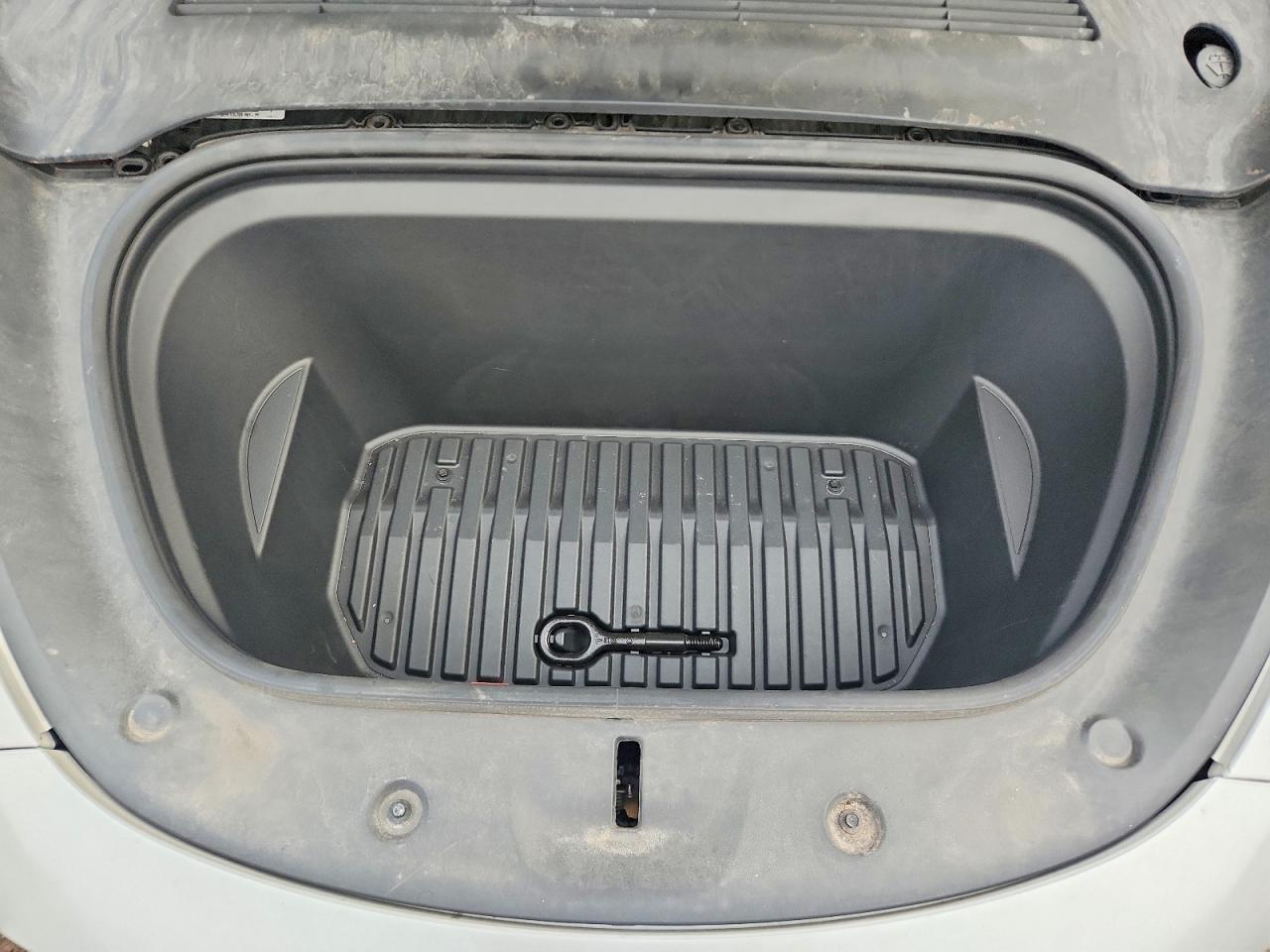 2021 TESLA MODEL Y photo 23